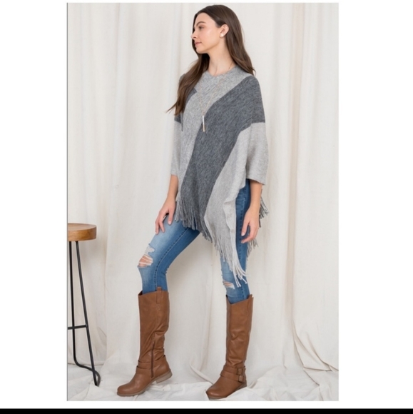 ***HOST PICK***Soft fringe ponchos (Rock Bottom Pricing) - Picture 4 of 7